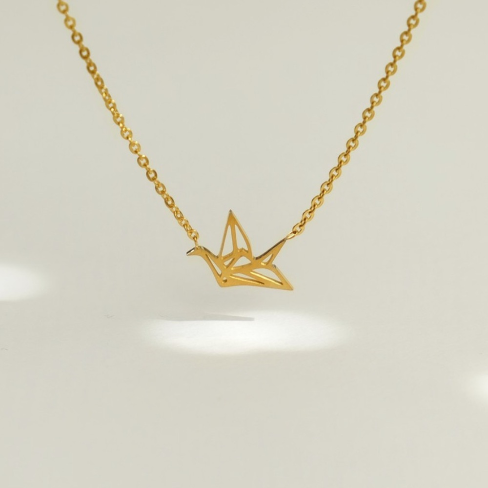 Paper Bird Dainty Necklace | Gold plated Stainless steel - Picture 4 of 5
